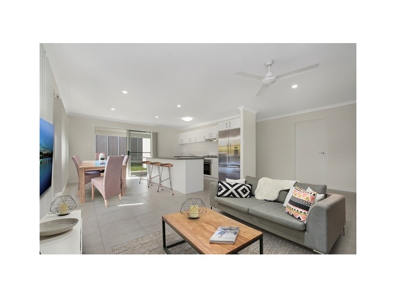 7 Jasper Street, Caloundra West QLD 4551