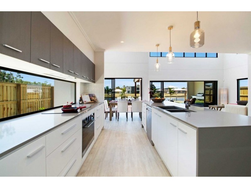 3 Bond Street, Pelican Waters QLD 4551