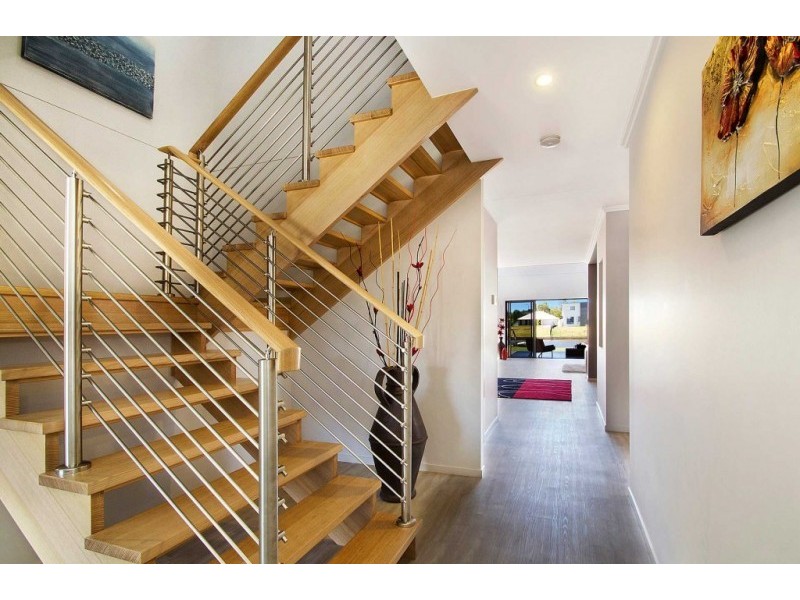 3 Bond Street, Pelican Waters QLD 4551