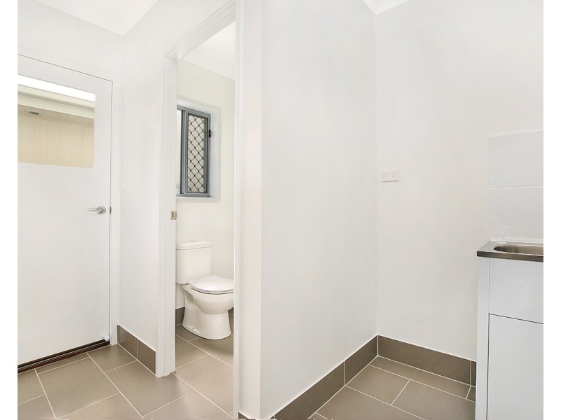 6 Bluff street, Birtinya QLD 4575