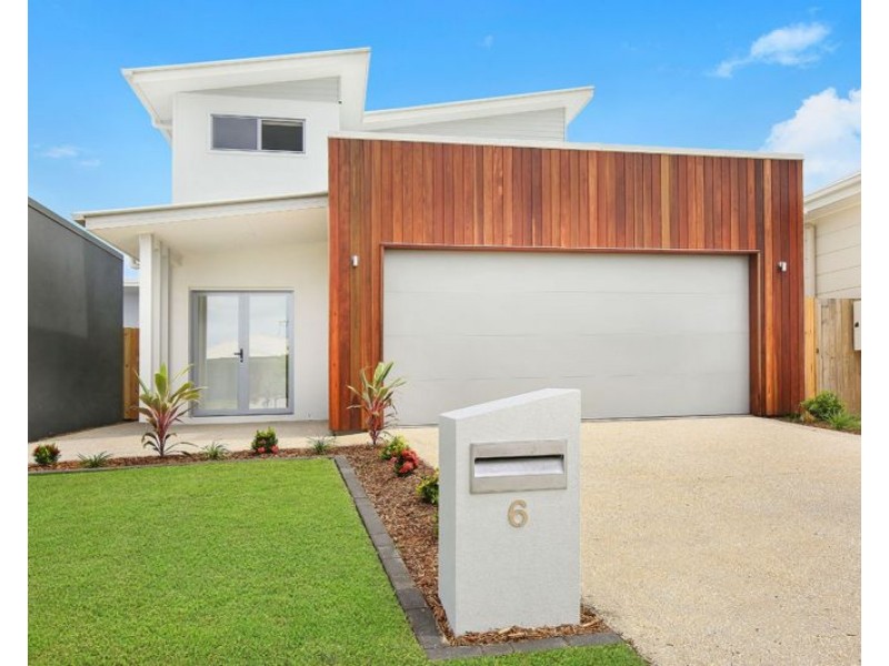 6 Bluff street, Birtinya QLD 4575