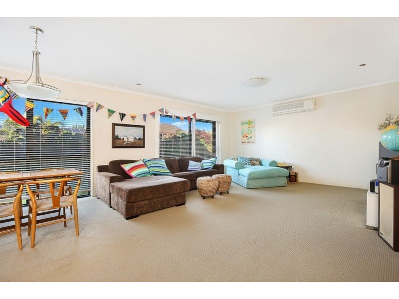 3 Lapoinya Crescent, Warana QLD 4575