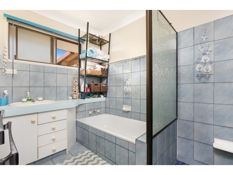 1 Oxley Street, Golden Beach QLD 4551