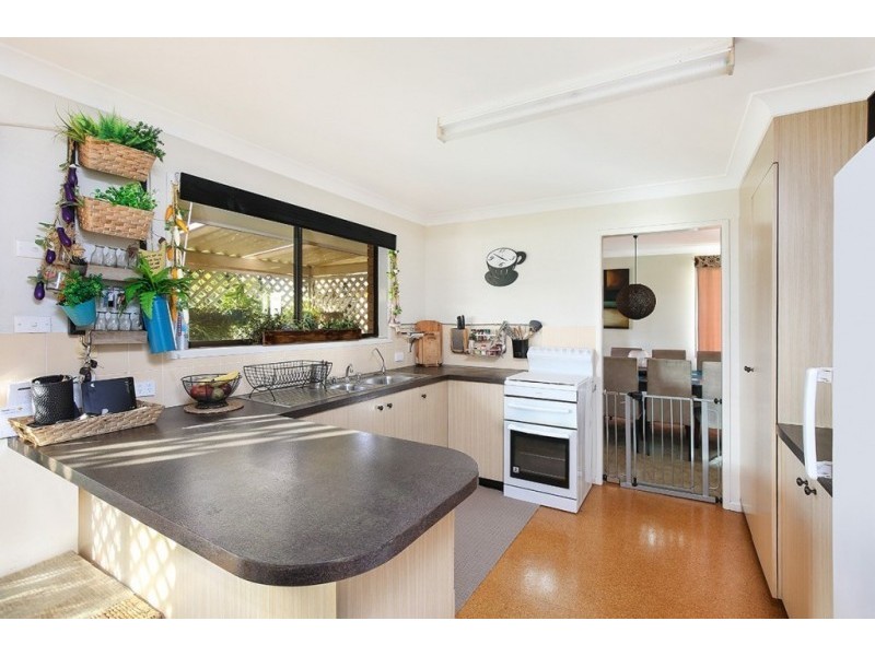 1 Oxley Street, Golden Beach QLD 4551