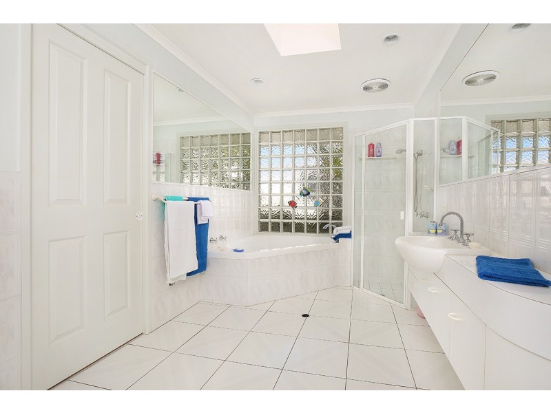 21 Mooloolah Drive, Minyama QLD 4575