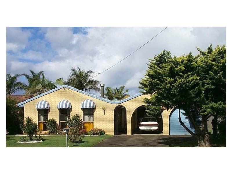 34 Kumbada Court, Minyama QLD 4575