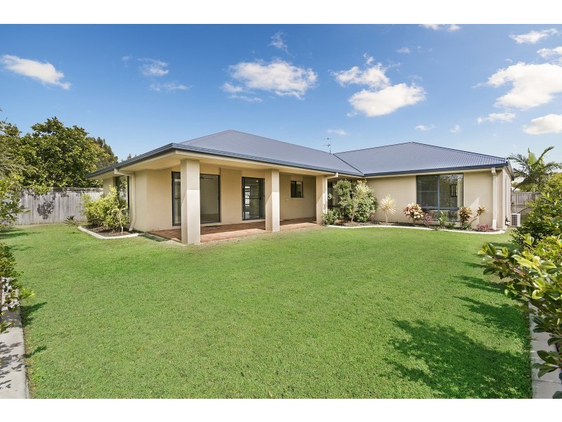 8 Margarita Court, Kawana Island QLD 4575