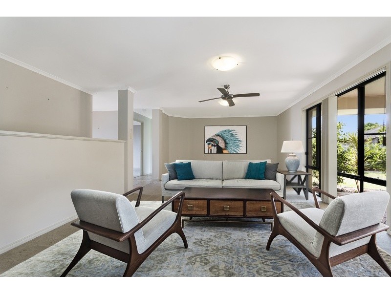 8 Margarita Court, Kawana Island QLD 4575