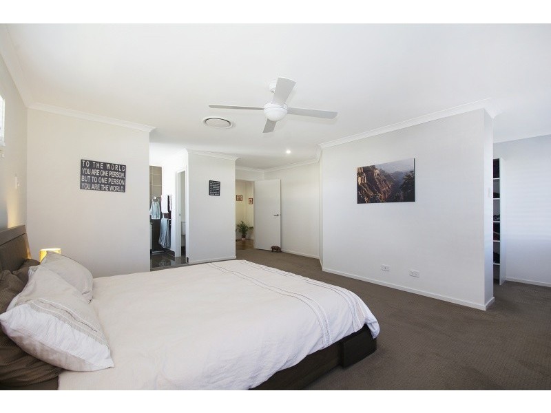 10 Wake Court, Birtinya QLD 4575