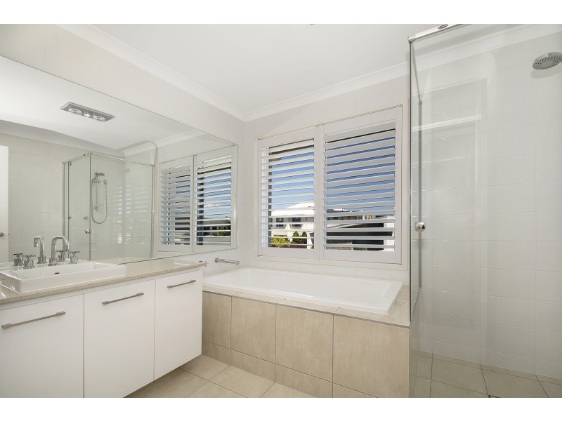 10 Wake Court, Birtinya QLD 4575