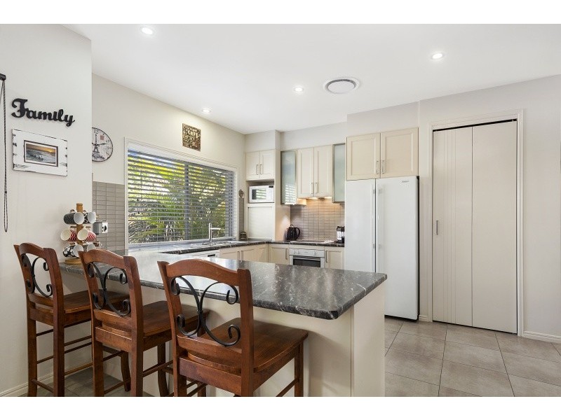 4 Swivel Court, Birtinya QLD 4575