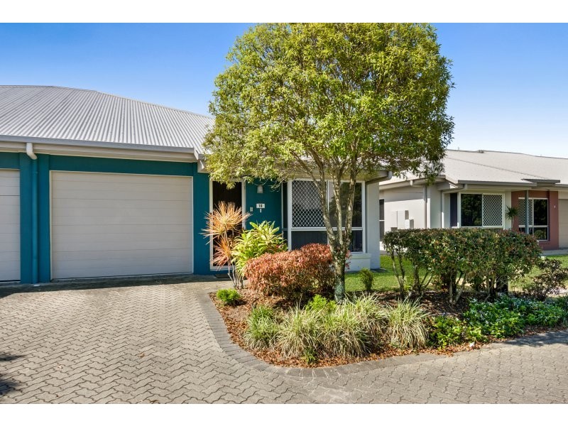 10/2 Grand Parade, Kawana Island QLD 4575