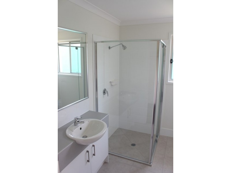64 Bells Reach Drive, Caloundra West QLD 4551