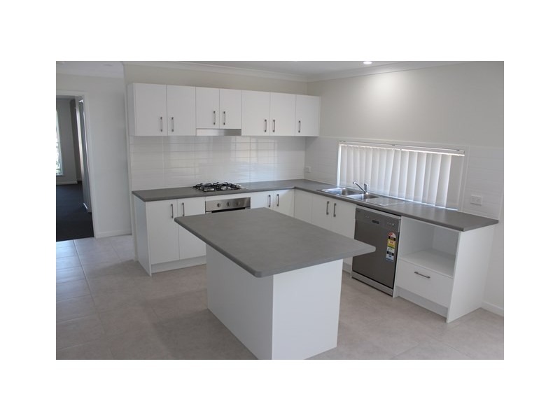 15 Ivory Street, Caloundra West QLD 4551