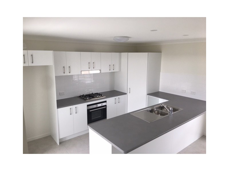 18 Henning Street, Meridan Plains QLD 4551