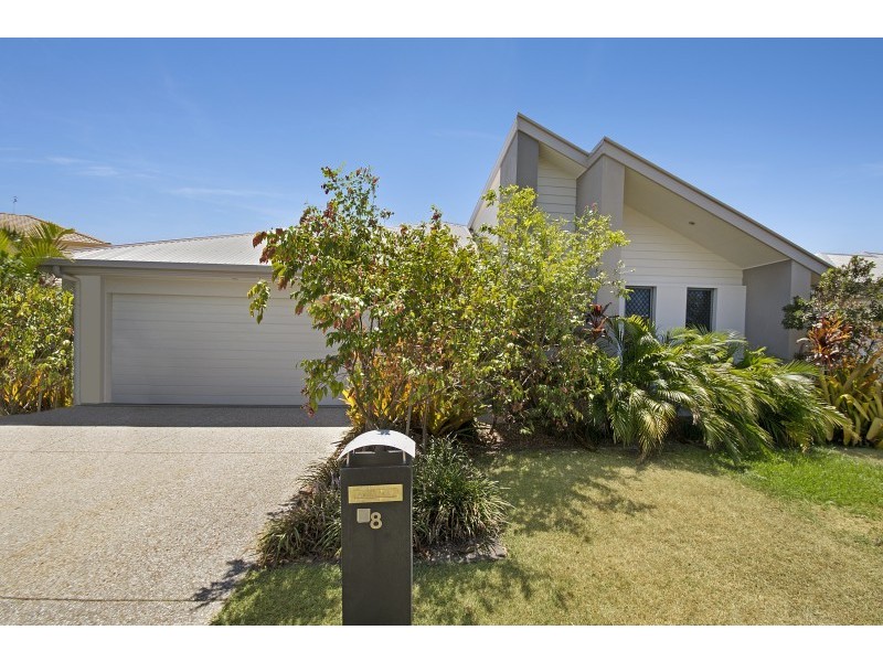 8 Wake Court, Birtinya QLD 4575