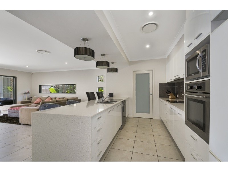 16 Kepplegrove Drive, Sippy Downs QLD 4556