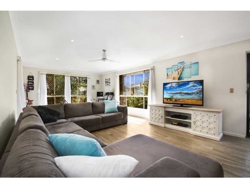 7 Otama Street, Warana QLD 4575