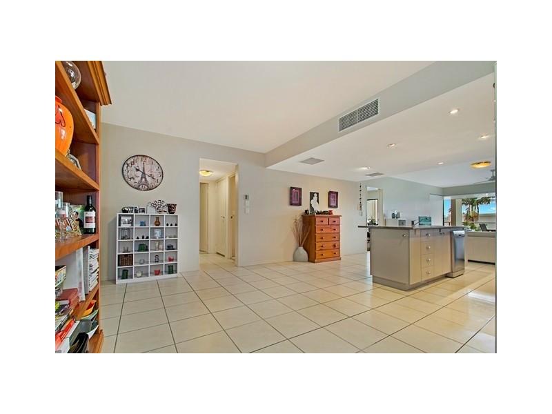32/1 Grenada Way, Kawana Island QLD 4575