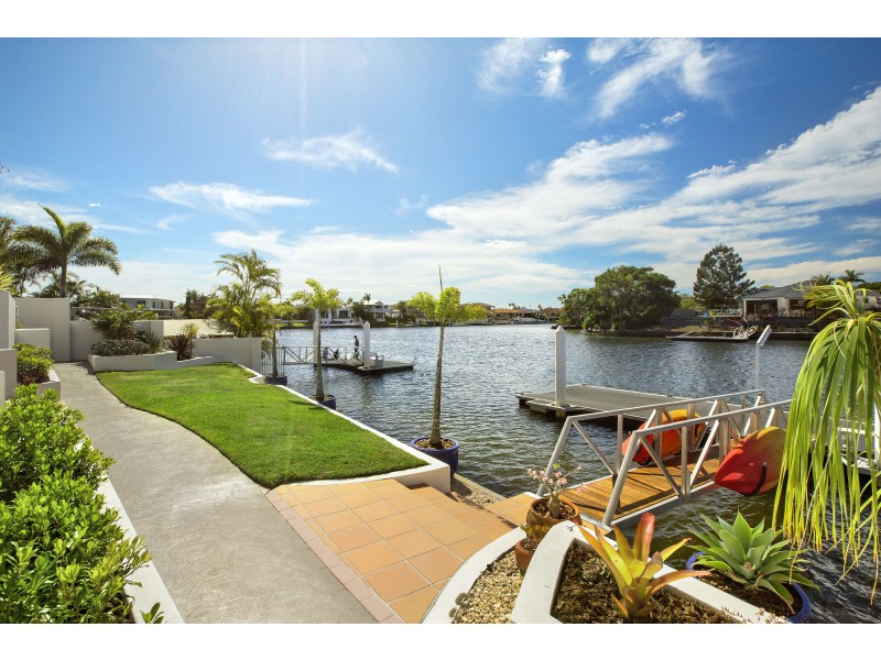 104 Sunbird Chase, Parrearra QLD 4575