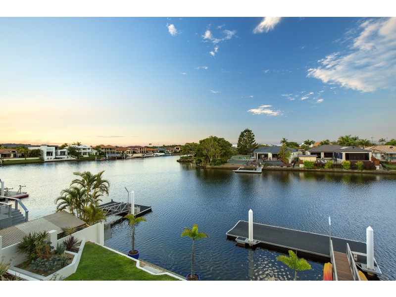 104 Sunbird Chase, Parrearra QLD 4575