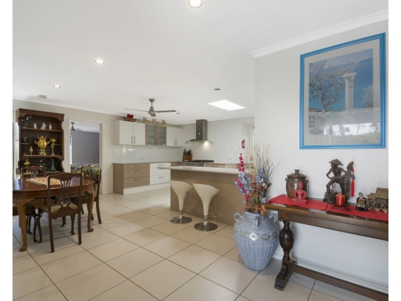 31 Saratoga Drive, Mountain Creek QLD 4557