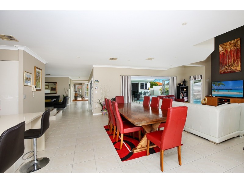 16 Reliance Place, Pelican Waters QLD 4551