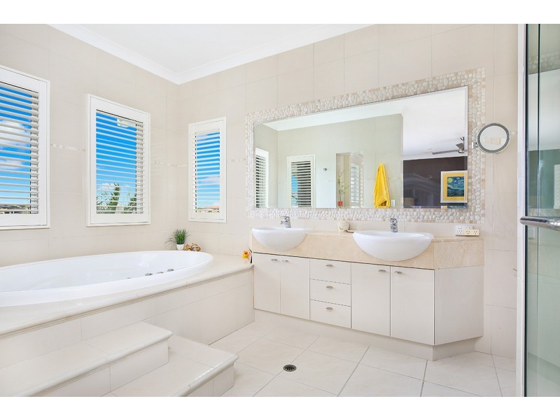 16 Reliance Place, Pelican Waters QLD 4551