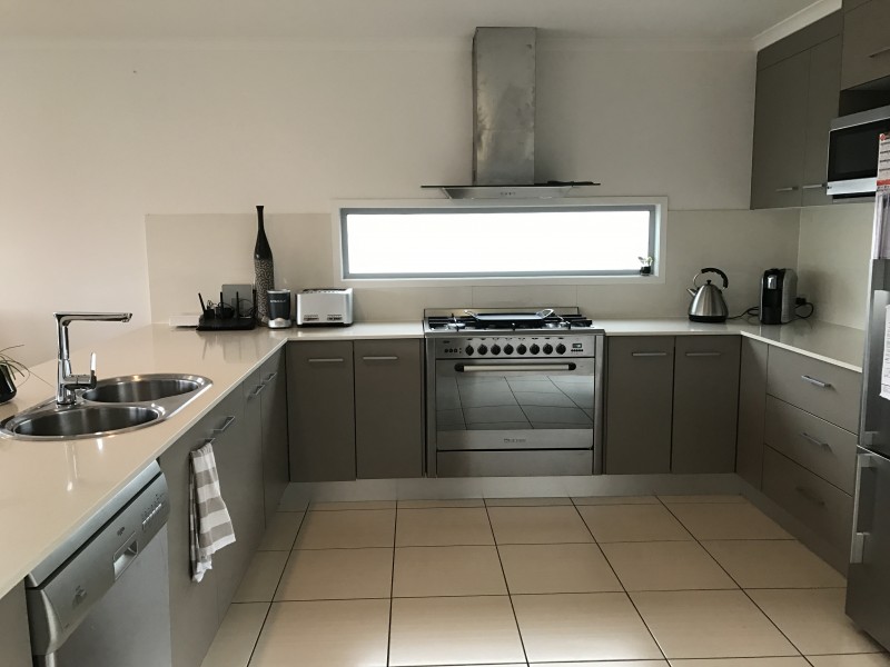 8 the Parkway, Dicky Beach QLD 4551