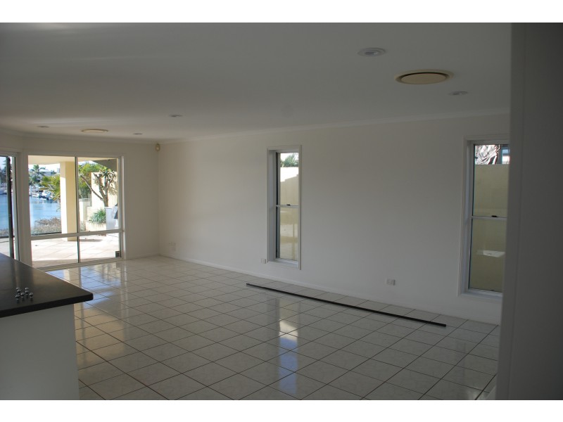65 Mooloolah Drive, Minyama QLD 4575