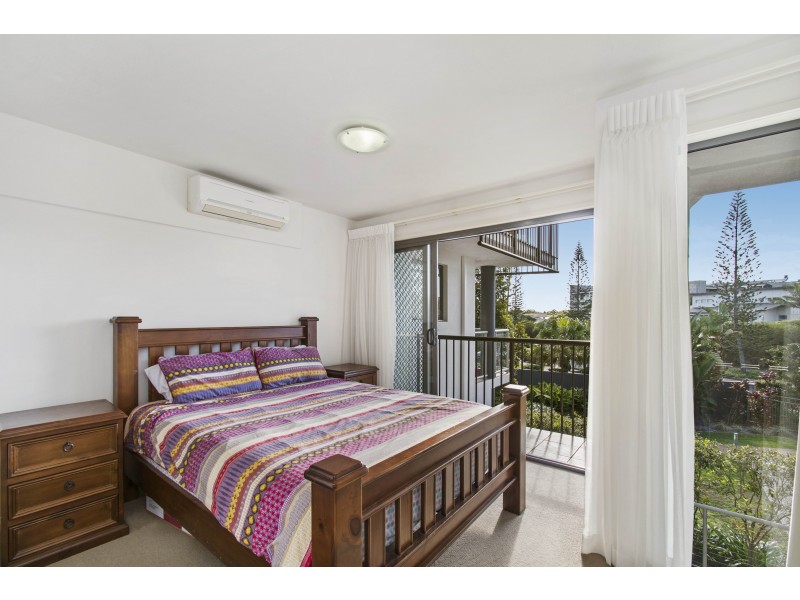 31/10 Grand Parade, Kawana Island QLD 4575
