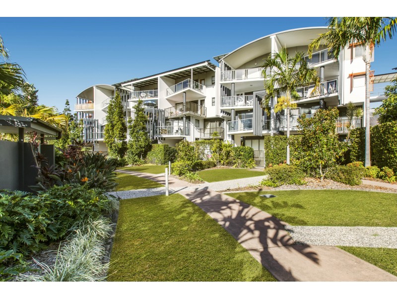 32/10 Grand Parade, Kawana Island QLD 4575