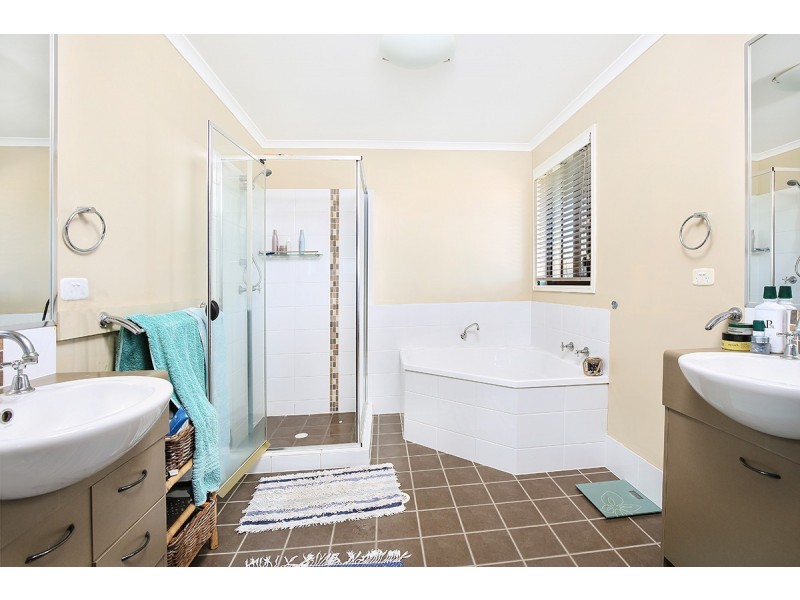 3 Lapoinya Crescent, Warana QLD 4575