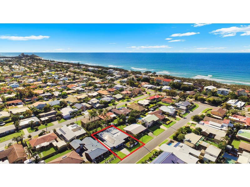 9 Kunari Street, Buddina QLD 4575