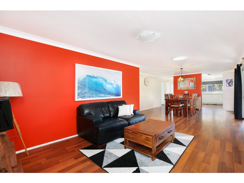 9 Kunari Street, Buddina QLD 4575