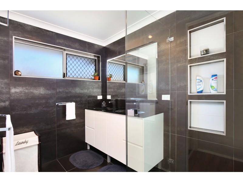 9 Kunari Street, Buddina QLD 4575