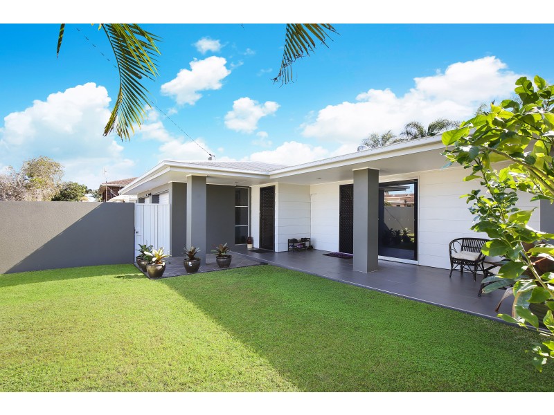 9 Kunari Street, Buddina QLD 4575