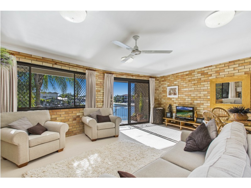 4/18 Akeringa Place, Mooloolaba QLD 4557