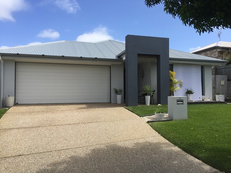 5 Riverstone Crescent, Little Mountain QLD 4551