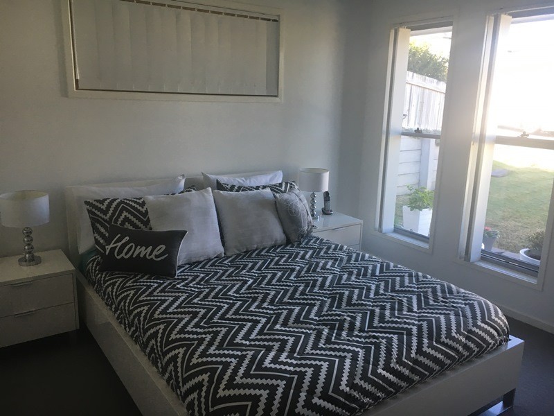 5 Riverstone Crescent, Little Mountain QLD 4551