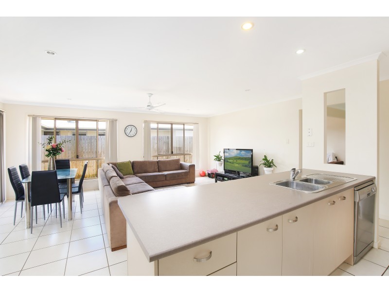 31 Sinatra Street, Sippy Downs QLD 4556