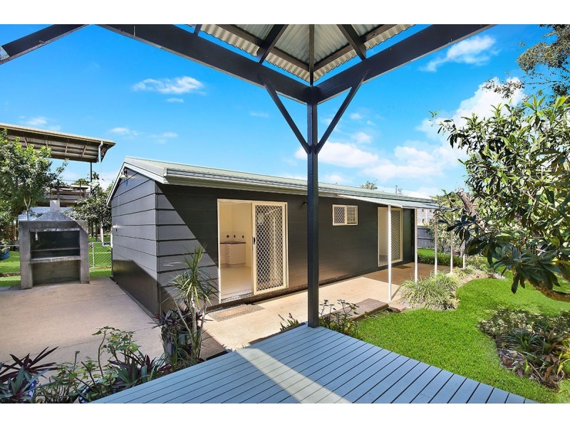 72 Cooroora Street, Dicky Beach QLD 4551