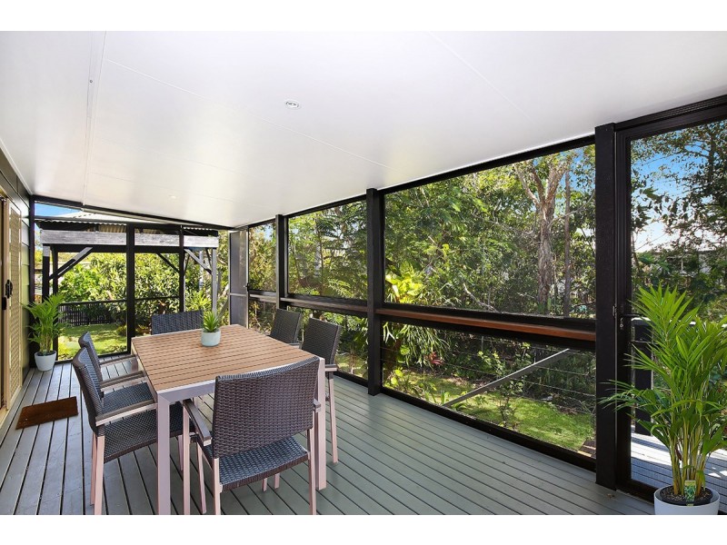 72 Cooroora Street, Dicky Beach QLD 4551
