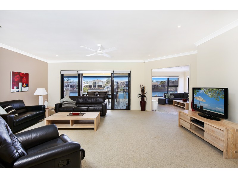 86 Sunbird Chase, Parrearra QLD 4575