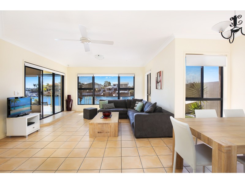 86 Sunbird Chase, Parrearra QLD 4575