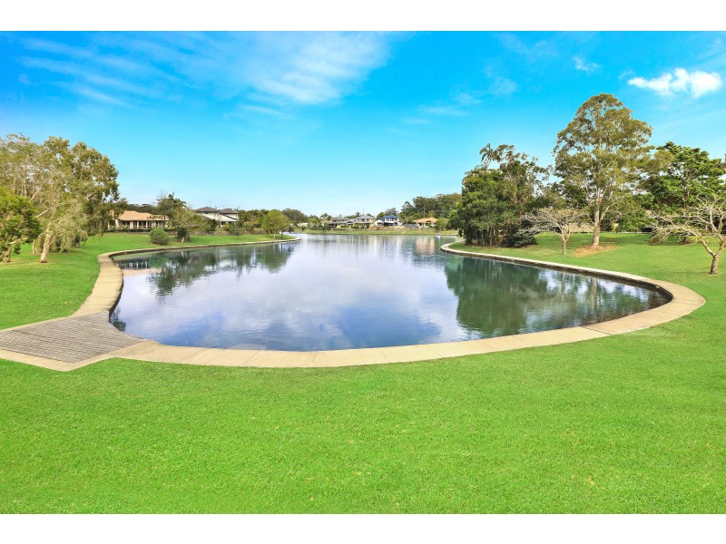 45 Lurnea Crescent, Mountain Creek QLD 4557