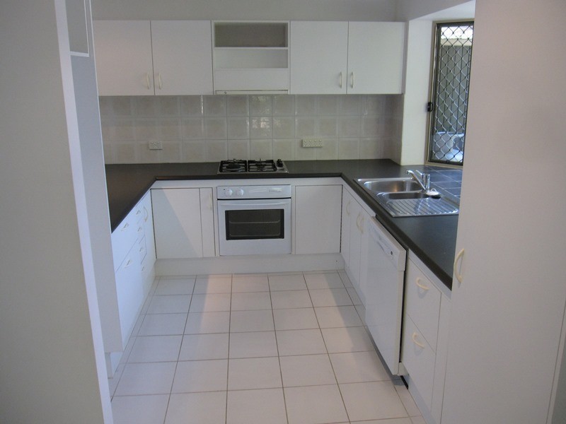 3 Bullando Street, Warana QLD 4575