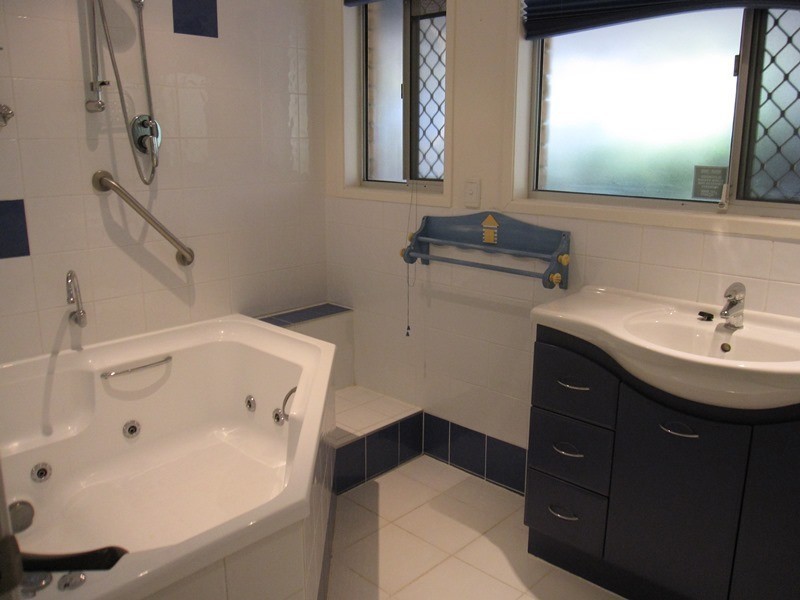 3 Bullando Street, Warana QLD 4575