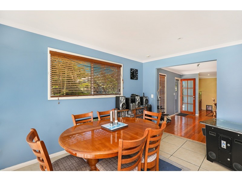 2 Tamala Street, Warana QLD 4575