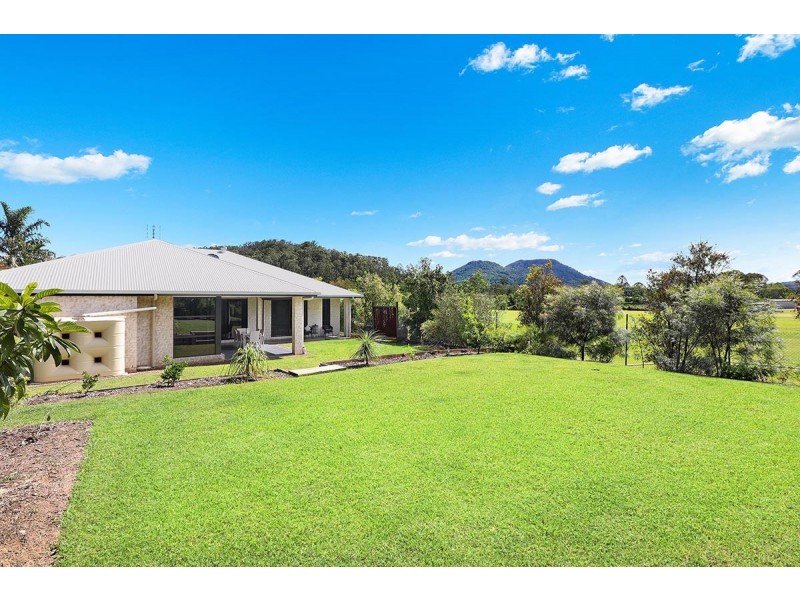 10 Miller Place, Eumundi QLD 4562